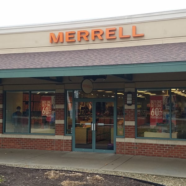 Merrell Outlet - Grove PA