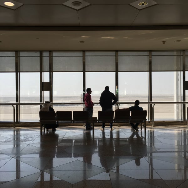 12/19/2015 tarihinde Hussain T.ziyaretçi tarafından King Fahd International Airport (DMM)'de çekilen fotoğraf