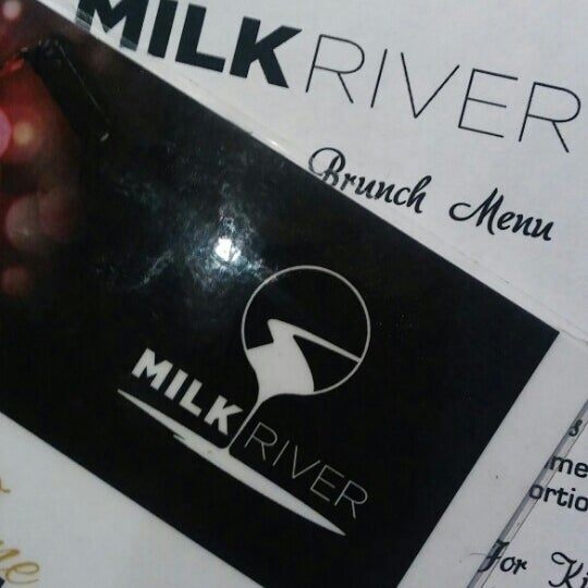 3/27/2016 tarihinde Raul M.ziyaretçi tarafından Milk River Restaurant'de çekilen fotoğraf