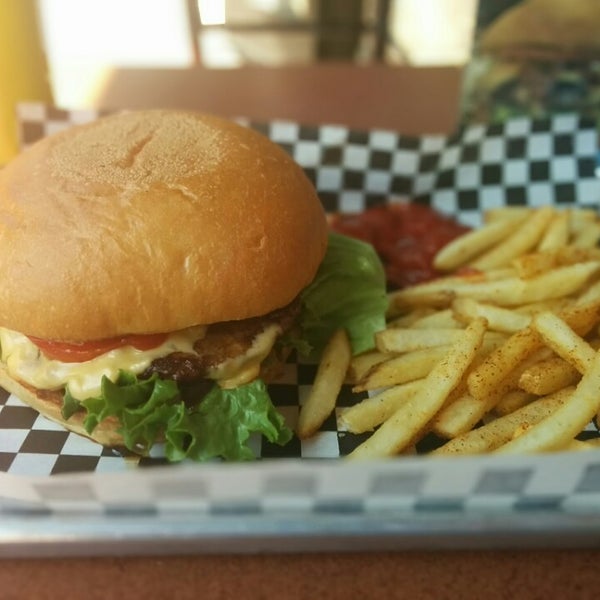 Photo taken at Crossburgers by Joey C. on 9/4/2014