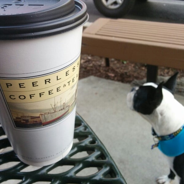 5/16/2014 tarihinde Joey C.ziyaretçi tarafından Peerless Coffee &amp; Tea'de çekilen fotoğraf
