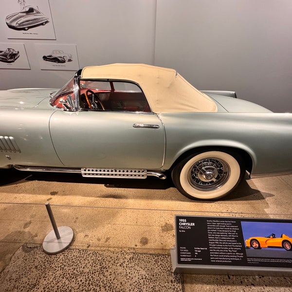 12/5/2023 tarihinde Runar P.ziyaretçi tarafından Petersen Automotive Museum'de çekilen fotoğraf