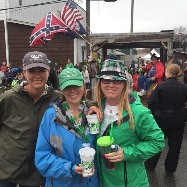 Doug's Hot Dogs West Ocean View 5 tips