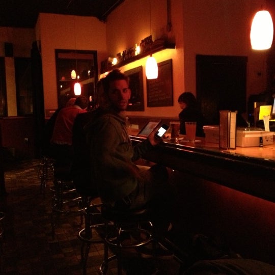 10/18/2012 tarihinde BillySnaps ..ziyaretçi tarafından Tranquil Bar &amp; Bistro'de çekilen fotoğraf