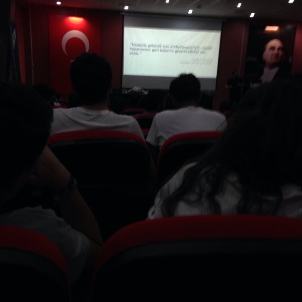 Foto diambil di THKÜ Konferans Salonu oleh Fadi pada 5/6/2015