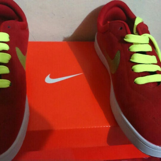 nike store at sm megamall