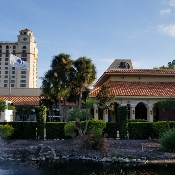 Снимок сделан в DoubleTree by Hilton Hotel Orlando at SeaWorld пользователем Mike C. 10/24/2019
