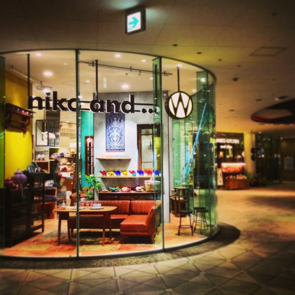 Niko And Clothing Store In Yokohama Niko And Clothing Store In Yokohama