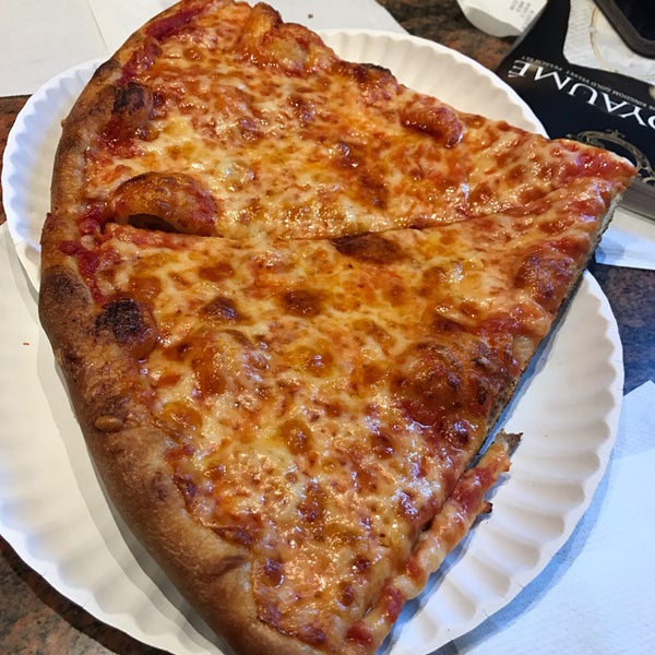 3/20/2017にFlorian S.がBravo Pizzaで撮った写真