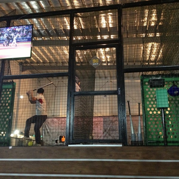 Foto tomada en Homerun Baseball  por Dphn el 6/14/2014