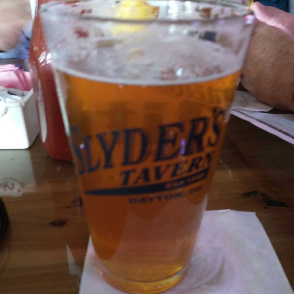 Foto tirada no(a) Slyder&#39;s Tavern por Greg em 11/24/2021