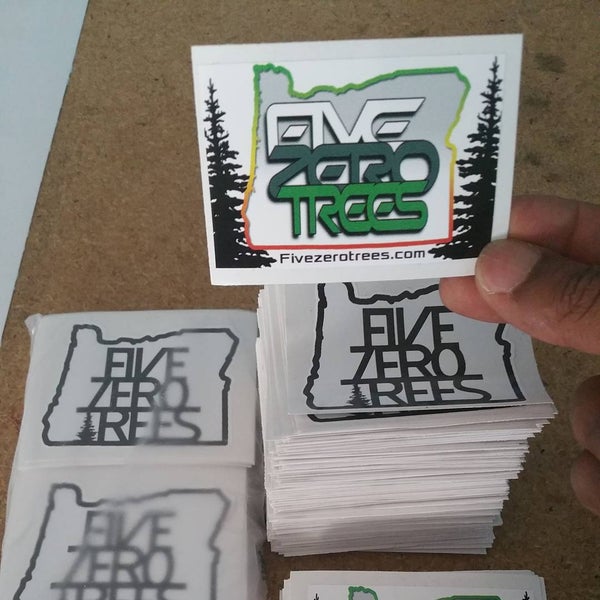 Foto tirada no(a) No Limits Stickers, LLC por Nathaniel B. em 7/23/2015