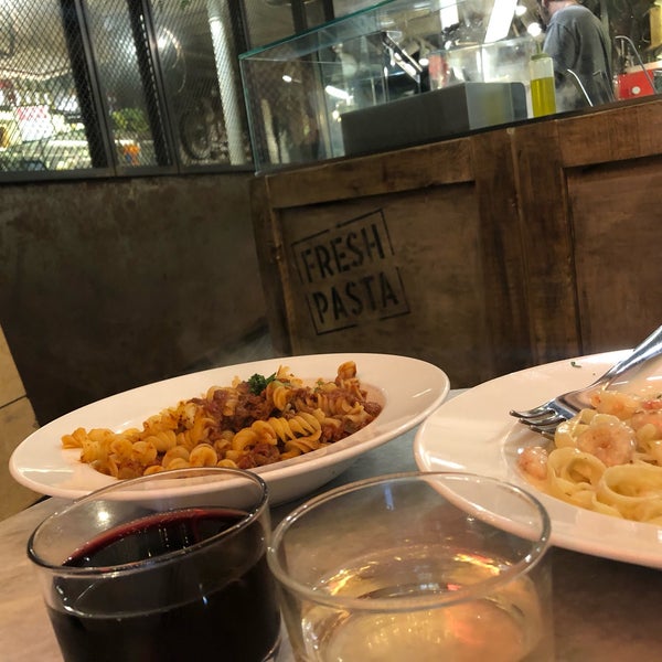 4/3/2019 tarihinde Carmen Julia C.ziyaretçi tarafından Macchina Pasta Bar'de çekilen fotoğraf