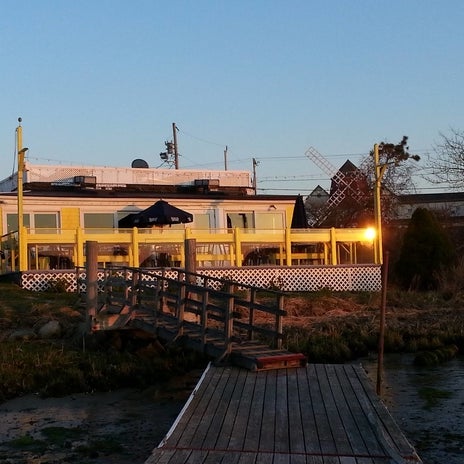 7/10/2014 tarihinde April M.ziyaretçi tarafından Sundancer&#39;s Cape Cod'de çekilen fotoğraf
