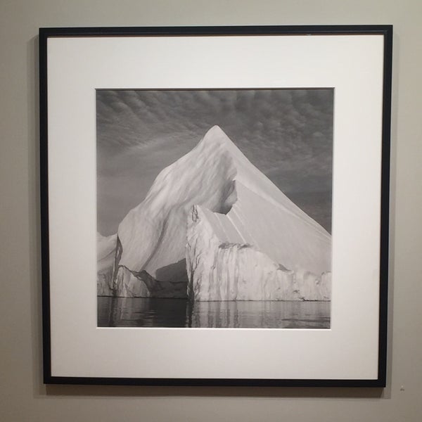 Edwynn Houk Gallery - Art Gallery in New York
