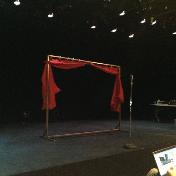 6/1/2013にKarla S.がMixed Blood Theatreで撮った写真