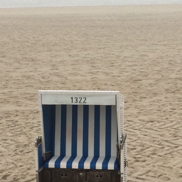 Сидеть Strandkorb