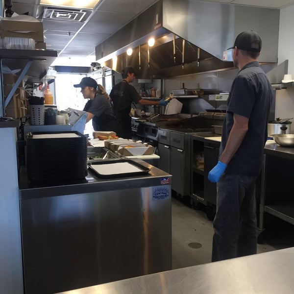 Brooks Burgers 220 Five Cities Dr