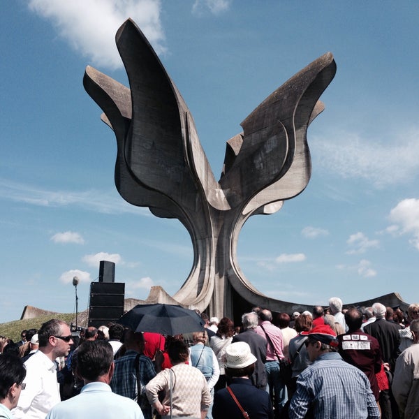 Photo taken at Memorijalni Muzej Jasenovac by Svjetlana V. on 4/26/2015