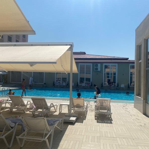 Das Foto wurde bei Oruçoğlu Thermal Resort von Uygar K. am 8/1/2022 aufgenommen