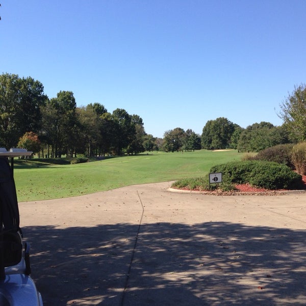 Foto tomada en Hermitage Golf Course  por Chris O. el 10/17/2014