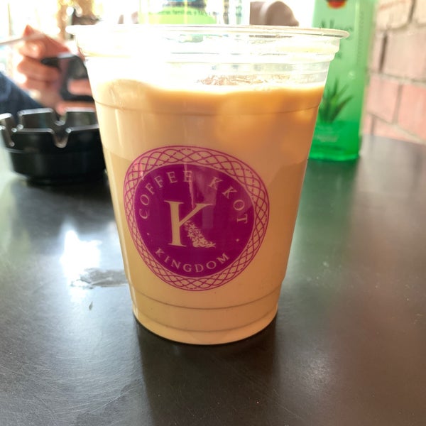 Photo taken at Coffee Kkot by Albert V. on 9/21/2019