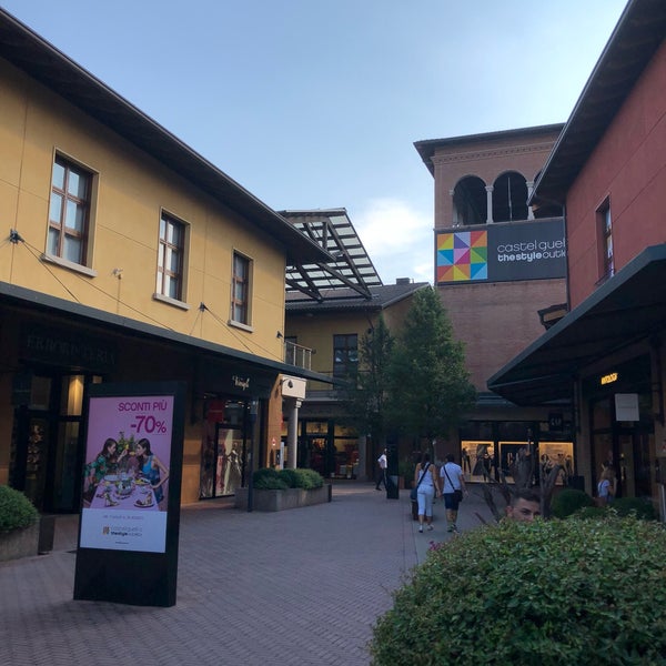 Photo taken at Castel Guelfo The Style Outlets by Giulia B. on 8/24/2018