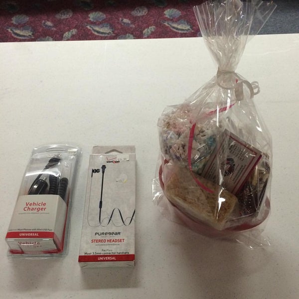 South Shore Bowl 3620 E Carpenter Ave