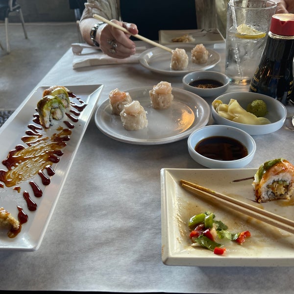 Banzai Sushi Sushi Restaurant in Calabasas