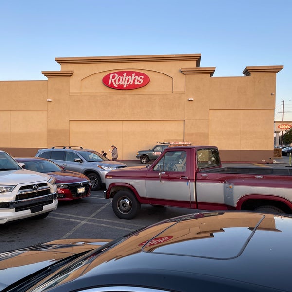 Ralphs Supermarket in West Hills