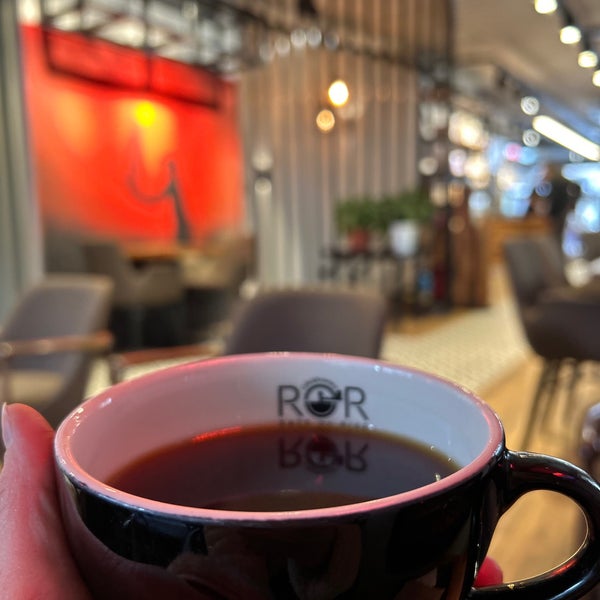 2/3/2024 tarihinde Zeynep Z.ziyaretçi tarafından ROR Cafe &amp; Roastery'de çekilen fotoğraf