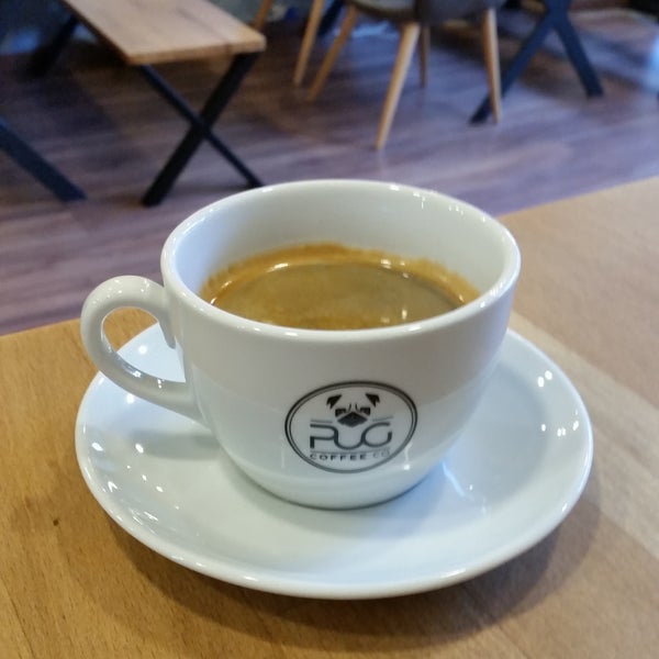 Снимок сделан в Pug Coffee Co. пользователем Gözde C. 10/1/2018