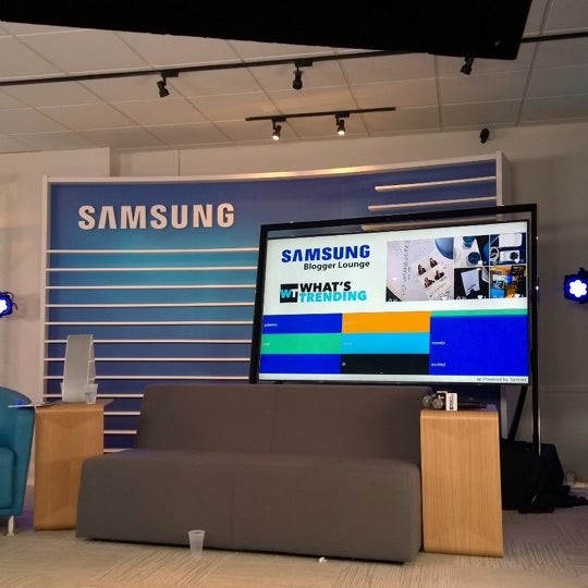 Photo prise au Samsung Blogger Lounge with Grind par Christen R. - DivasandDorks.com le3/9/2014