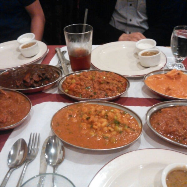 5/17/2013 tarihinde Satoshi K.ziyaretçi tarafından Darbar Indian Cuisine'de çekilen fotoğraf