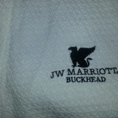 Photo prise au JW Marriott Atlanta Buckhead par Peter G M. le12/29/2012