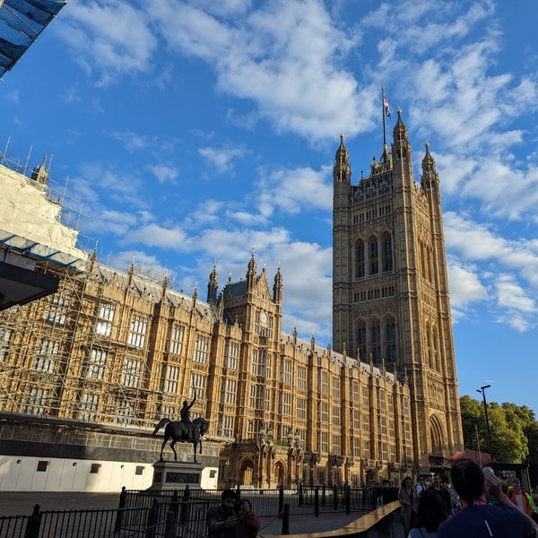 10/3/2022 tarihinde Emily C.ziyaretçi tarafından Houses of Parliament'de çekilen fotoğraf