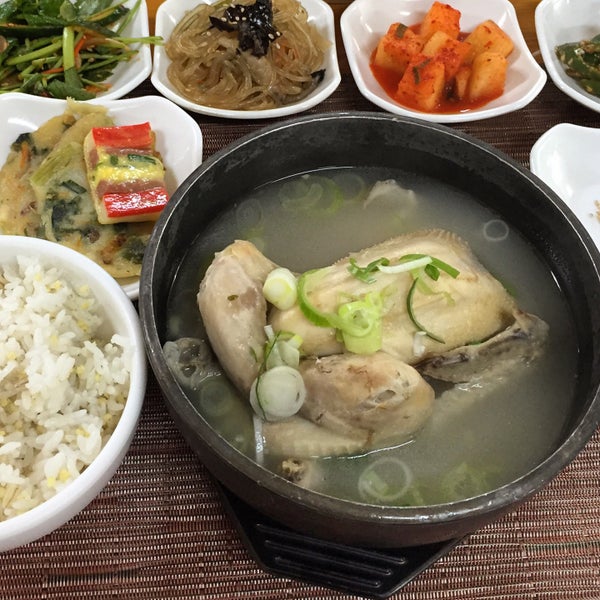 가천대학교 아름관 학생식당 - 대학 구내 식당에서의 사진
