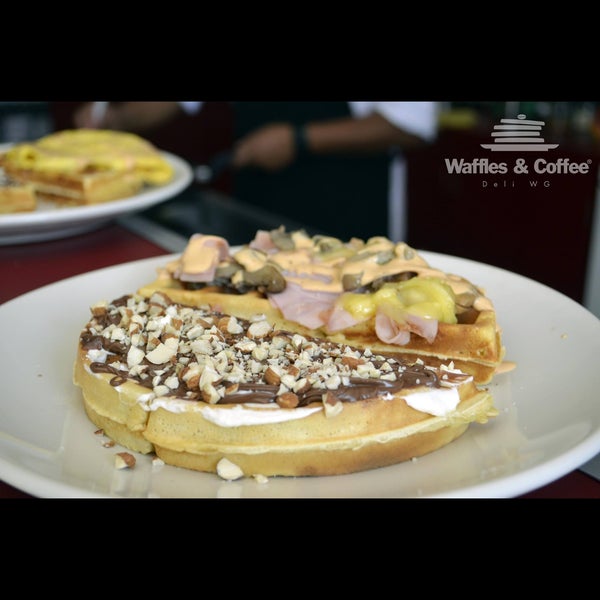 Das Foto wurde bei Waffles &amp; Coffee Querétaro von Waffles &amp; Coffee Querétaro am 5/5/2014 aufgenommen