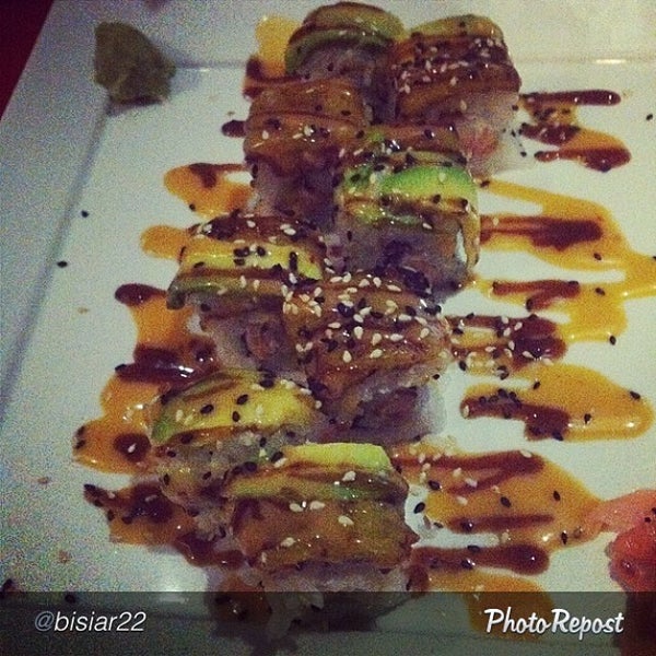 Photo taken at Sushito by Tostacos Sushito on 3/22/2014
