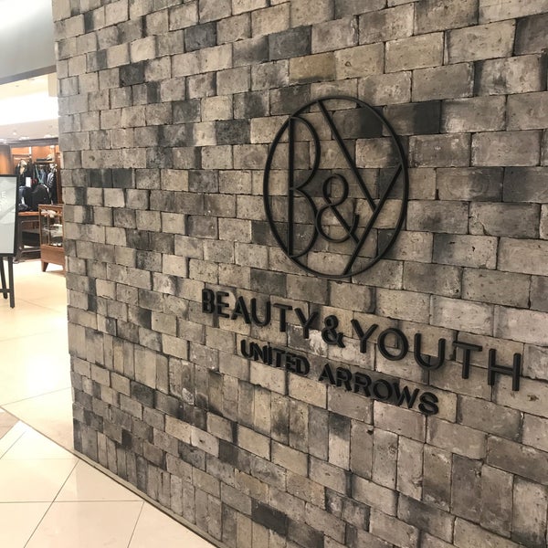 BEAUTY & YOUTH UNITED ARROWS - Clothing Store