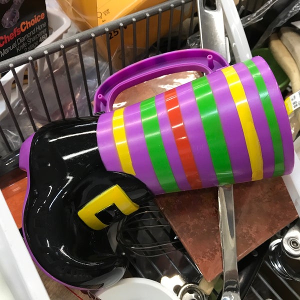 Goodwill Industries Downtown San Rafael 809 Lincoln Ave