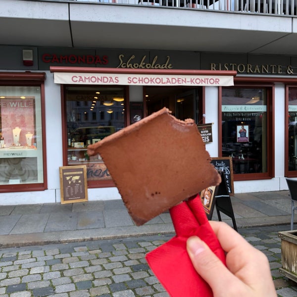 Foto tirada no(a) Camondas Schokoladen GmbH por 🎗Chaeha s. em 5/24/2019