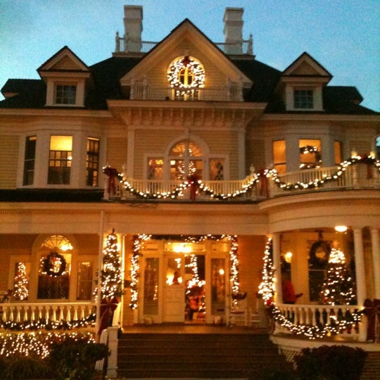 Burroughs Home Event Space in Fort Myers