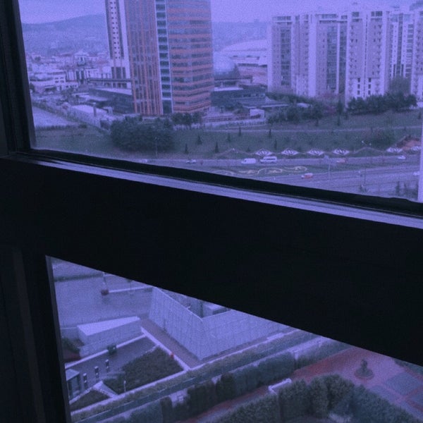 รูปภาพถ่ายที่ Marriott Hotel Asia โดย Canısı Ç. เมื่อ 4/29/2023