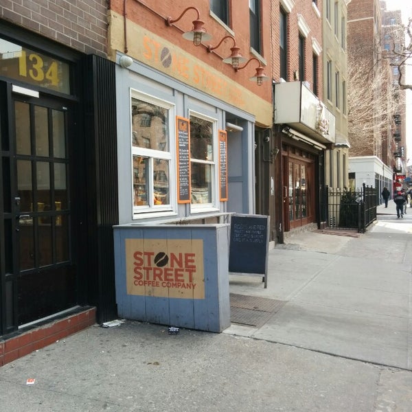 รูปภาพถ่ายที่ Stone Street Coffee Company โดย Beau P. เมื่อ 3/28/2014