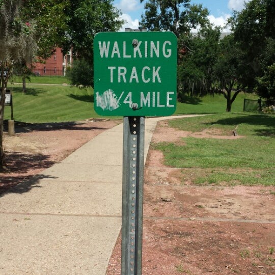 Girard Park Park in Lafayette
