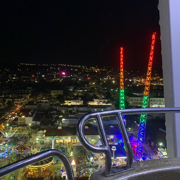 Photo taken at Parko Paliatso Luna Park by Sophia🐞 H. on 8/20/2020