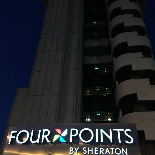 Foto tomada en Four Points by Sheraton Padova Hotel &amp; Conference Center  por HüLya B. el 5/8/2018