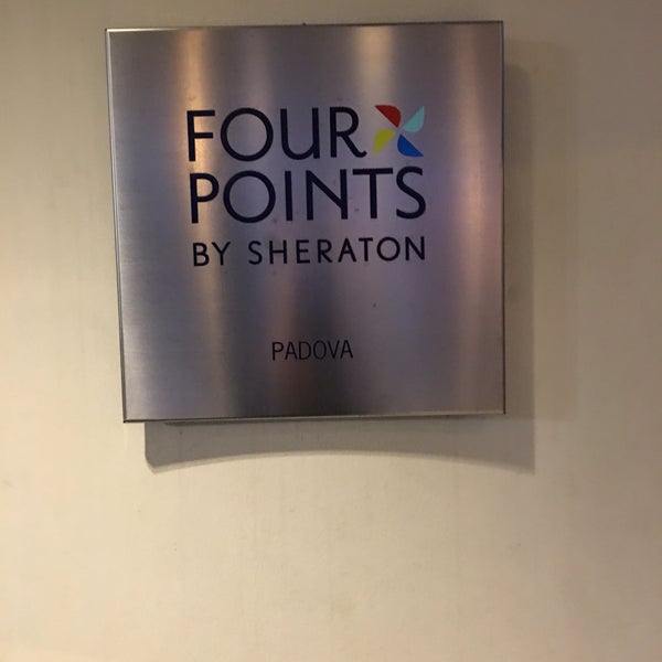 Das Foto wurde bei Four Points by Sheraton Padova Hotel &amp; Conference Center von HüLya B. am 5/8/2018 aufgenommen