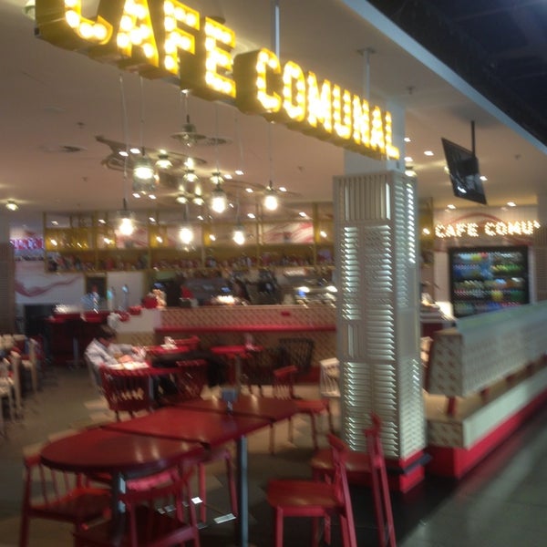 3/5/2015にTom S.がCafe Comunalで撮った写真